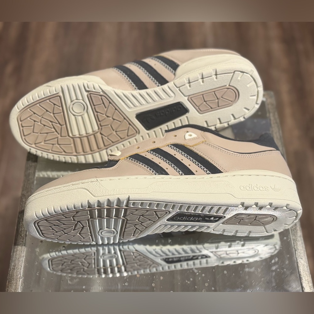 Adidas Rivalry Low - Picture 8 of 10